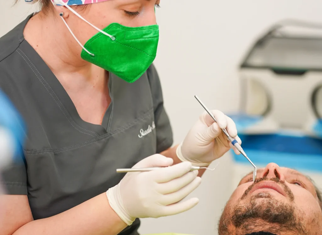 Cosa fare se si rompe un dente improvvisamente? 2 dente rotto